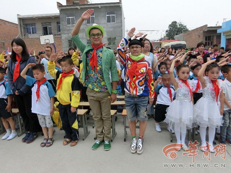 临潼区：和金龟子一起过“六一” 太开心了