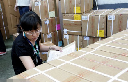 曝高考试卷绝密押送图 重兵把守转运过程堪比大片 曝高考试卷绝密押送图 重兵把守转运过程堪比大片