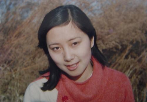 80年代风情万种的潮流美女