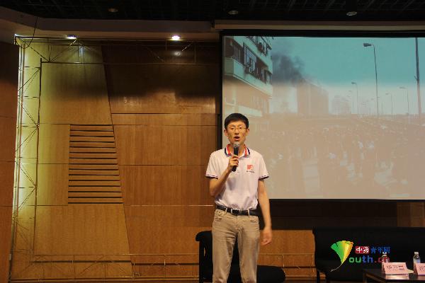 肩扛起青春的责任与使命 在奉献与担当中向上向善