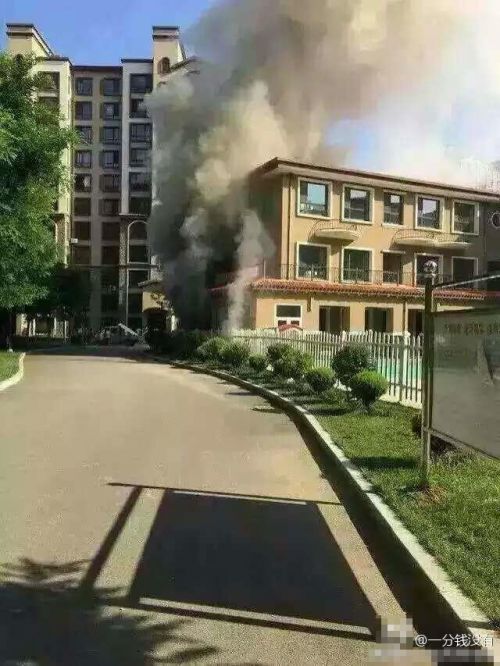 辽宁葫芦岛幼儿园大火 现场浓烟滚滚伤亡不详
