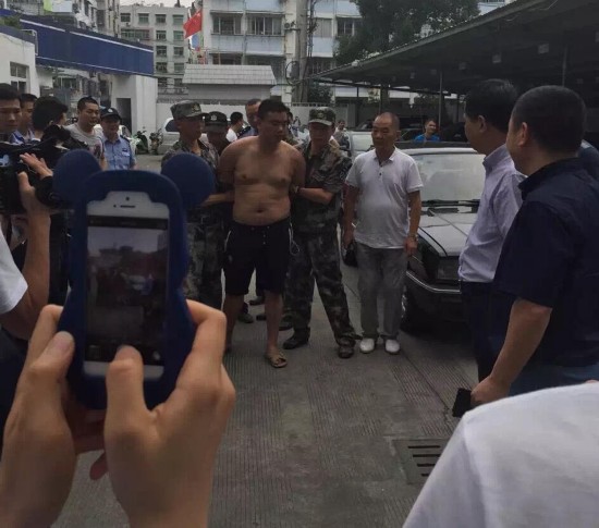 温州命案嫌犯落网：致3死2伤 网友期待严惩