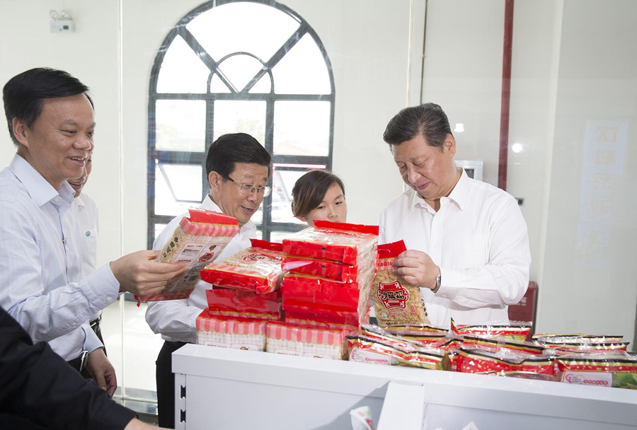 习近平考察贵州 表示贵州发展大数据确实有道理