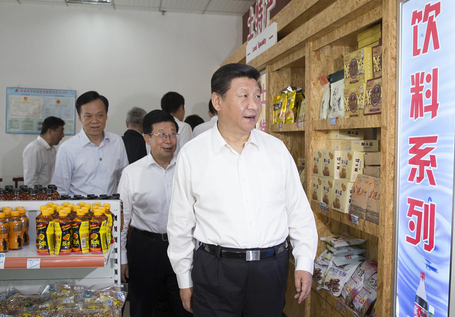 习近平考察贵州 表示贵州发展大数据确实有道理
