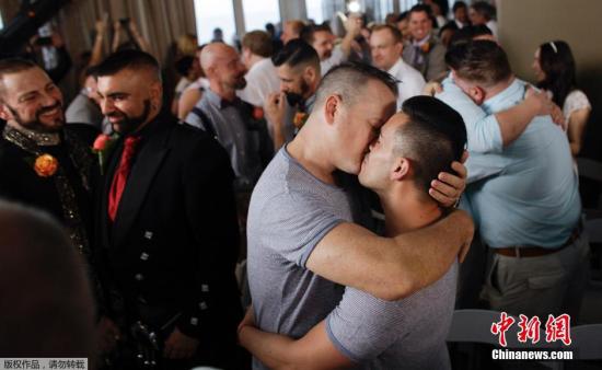 美国同性婚姻合法化 同性伴侣可在美50州注册结婚 美国同性婚姻合法化 同性伴侣可在美50州注册结婚