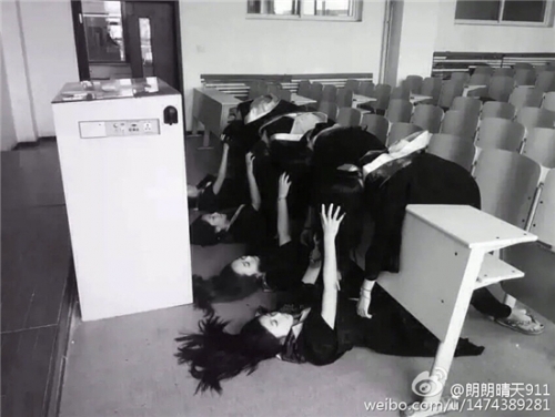 【胆小勿入】大连女大学生拍惊悚“女鬼”毕业照 不拼颜值拼创意画面恐怖