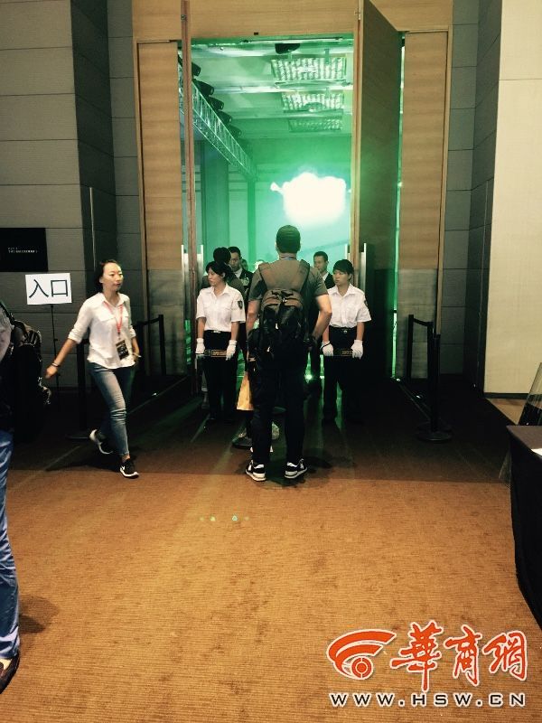 张艺谋《 长城 》 发布会 安保严密需过3道关|张艺