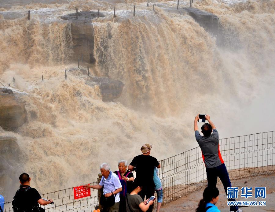 #CHINA-SHANXI-HUKOU WATERFALL (CN)