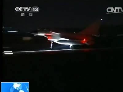 歼十战机起飞吸入蝙蝠 飞行员刚飞歼十不到2年