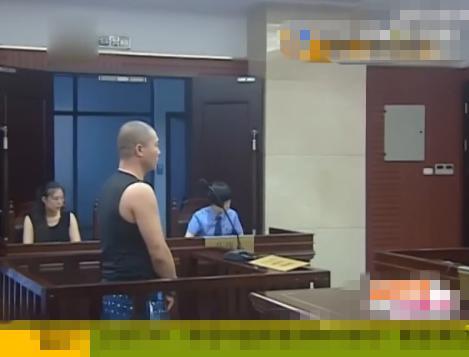 男子误进女厕打服务员致死 一审被判10年6个月