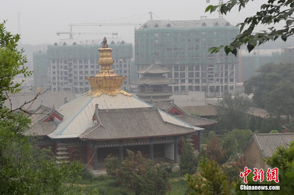 郑州千年古寺被工地包围 昔日清修之地不宁静