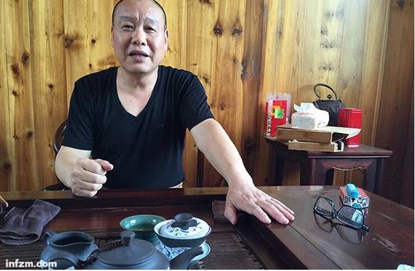 有妻吃肉开路虎 寺庙住持释智通被准儿媳举报