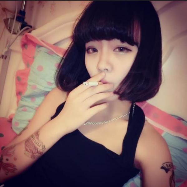变形记韩安冉整容前后 韩安冉Abby照片