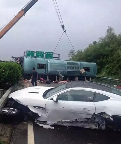 深汕高速车祸