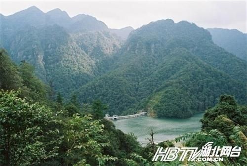 错版人民币头像睁一只眼闭一只眼 盘点稀奇古怪人民币