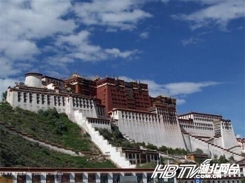 错版人民币头像睁一只眼闭一只眼 盘点稀奇古怪人民币