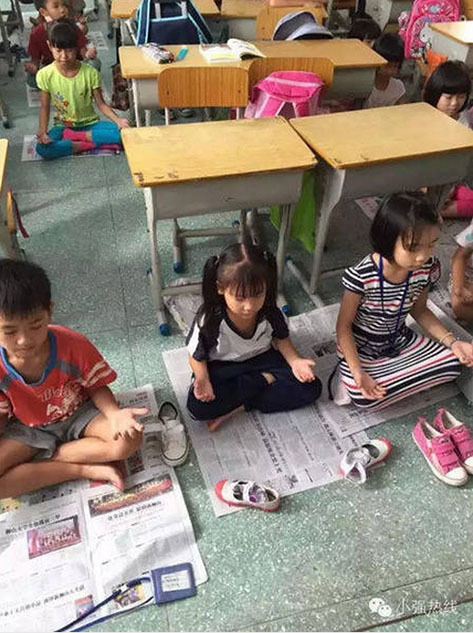 小学生用打坐代替午睡