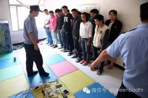 男子救女友后失恋 为救女友潜伏传销窝一个多