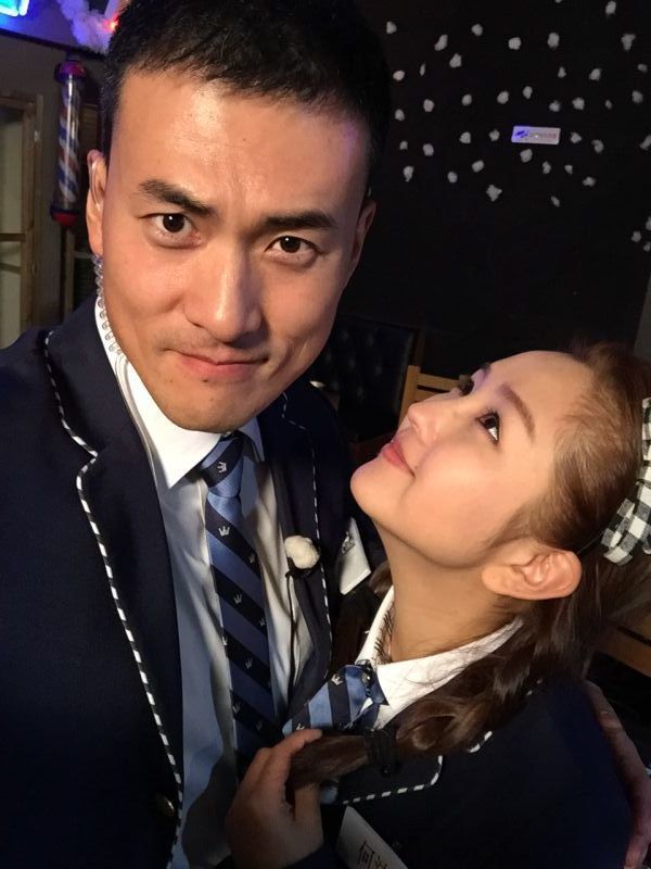 何洁赫子铭被赞模范夫妻