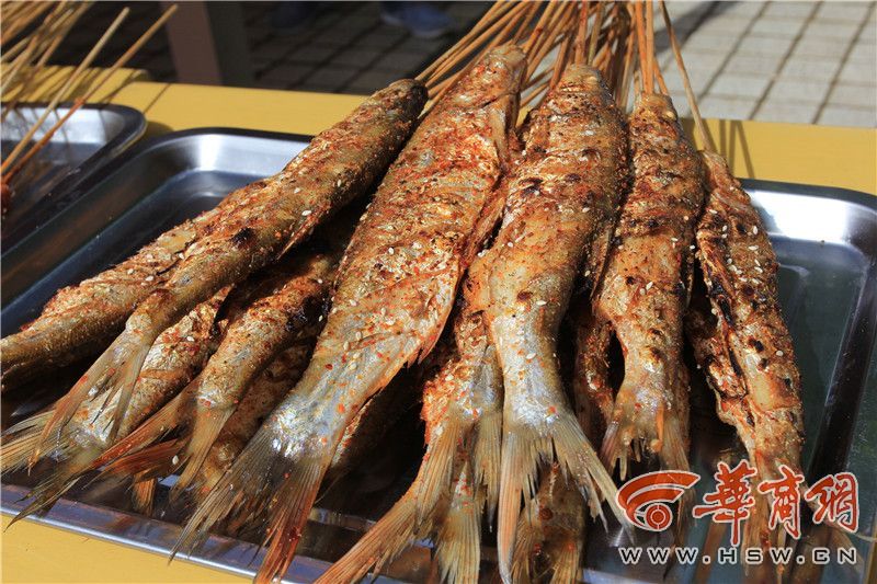图5—特色烧烤红尾鱼.jpg