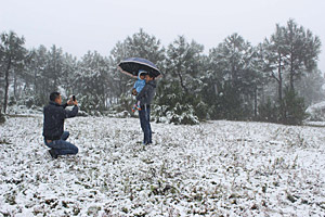 贵州威宁迎来降雪