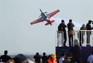 2015通航大会看飞机在空中跳舞 美呆了