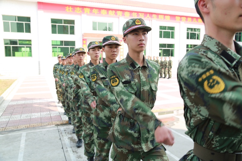 揭秘汉中新兵生活