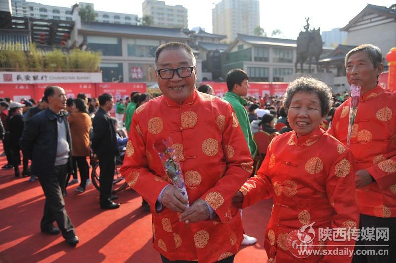 150对金婚老人 重温“新婚”【11】