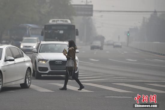 中原地区大雪后再遭霾困扰 空气重度污染