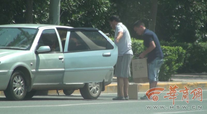普通假烟案牵出神秘女 旬阳警方破亿元大案