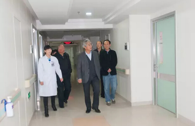 陕西省中医药管理局局长苏荣彪一行参观祈康医