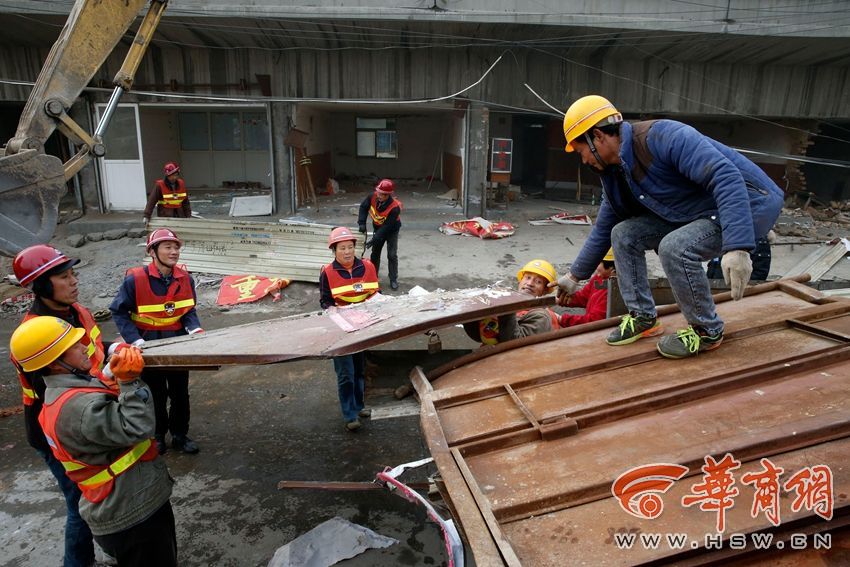 西安快速干道下300户违建将被拆 拆除需耗时5天