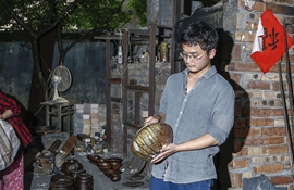 景漂青年:没想过要去上班