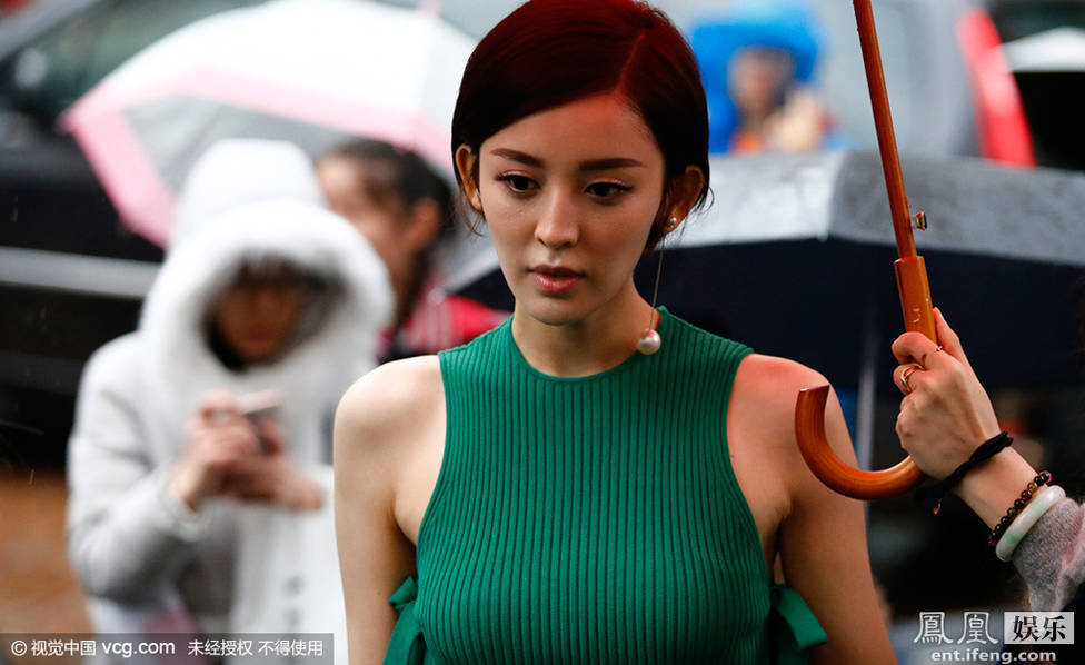 古力娜扎曲线毕露暴瘦惊人 要赶超郑爽？(组图)