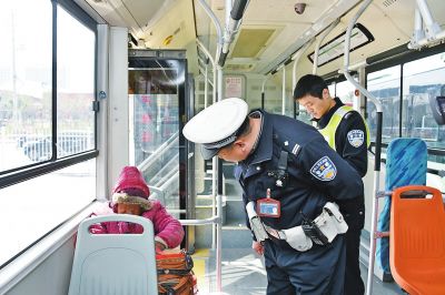 民警也认识高老太