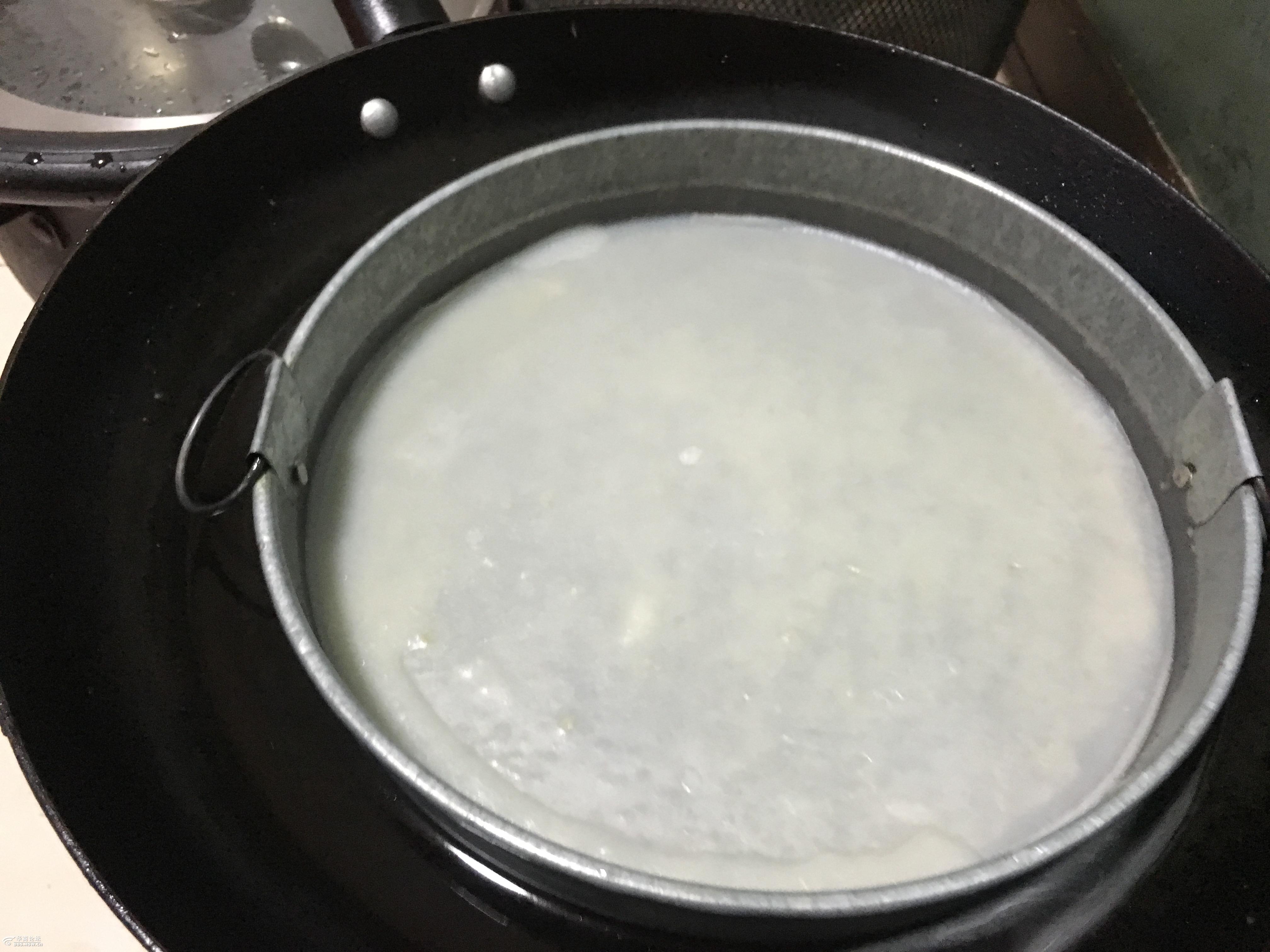 起个大早:蒸凉皮