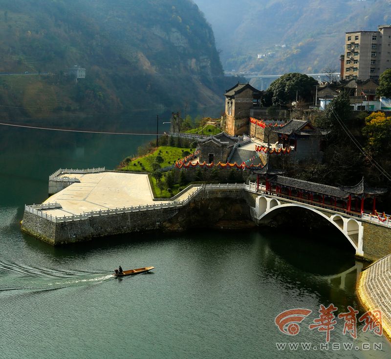 任河漂流景区位于安康市紫阳县,是一家以生态漂流为主,集特种旅游图片