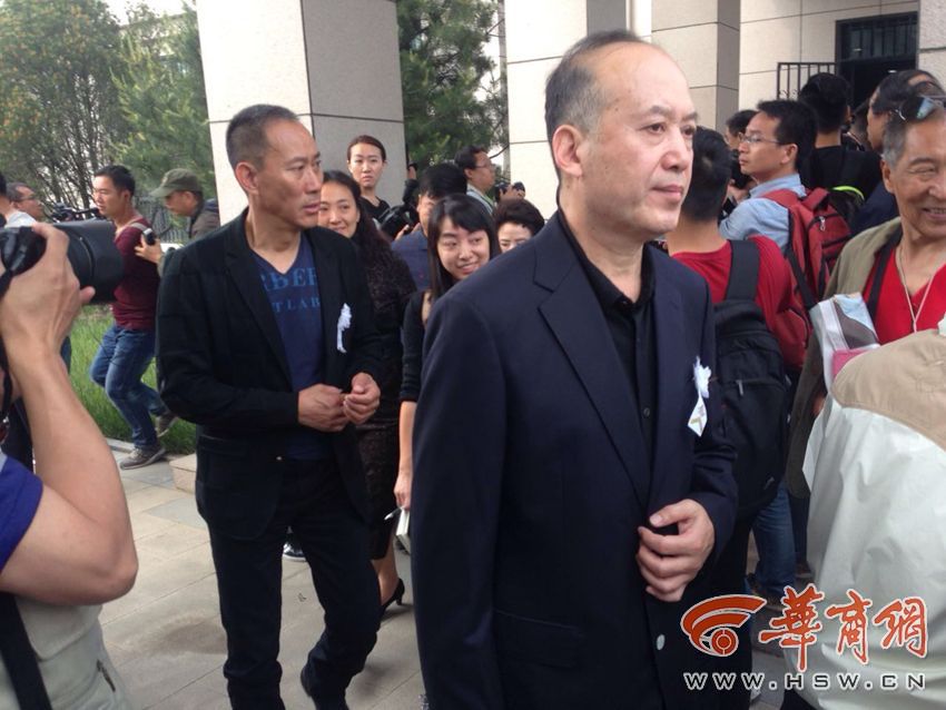 陈忠实遗体告别仪式举行 濮存昕张嘉译等现身