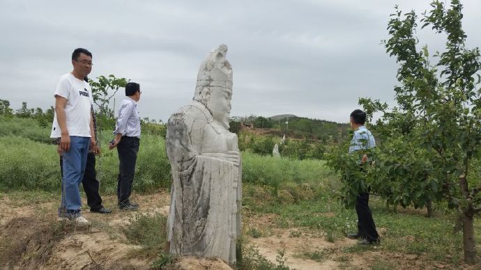 唐十八陵石像被批“洗掉包浆” 省文物局官博回应