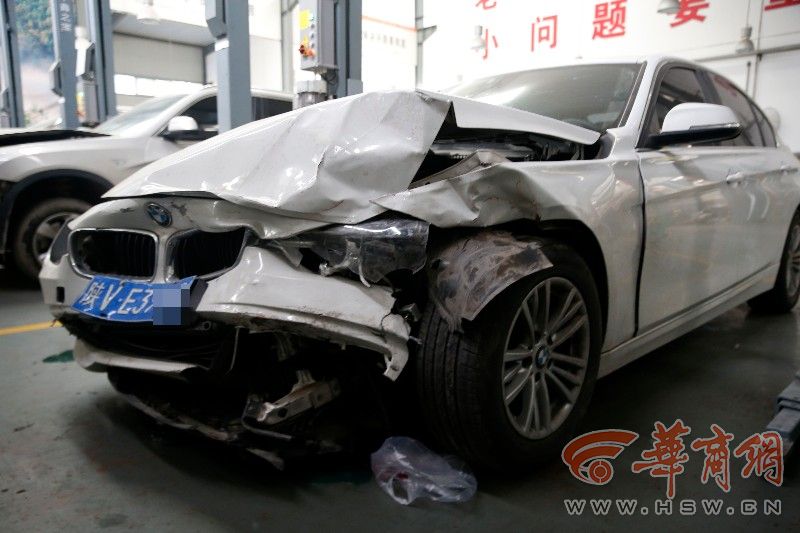 轿车迎头撞另一车气囊未开 4S店:撞击点不对
