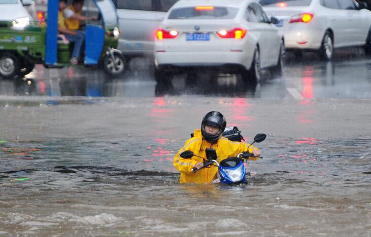 新一轮暴雨来袭多地受灾