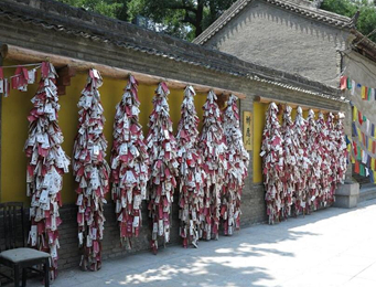 大兴善寺高考祈愿香火旺盛