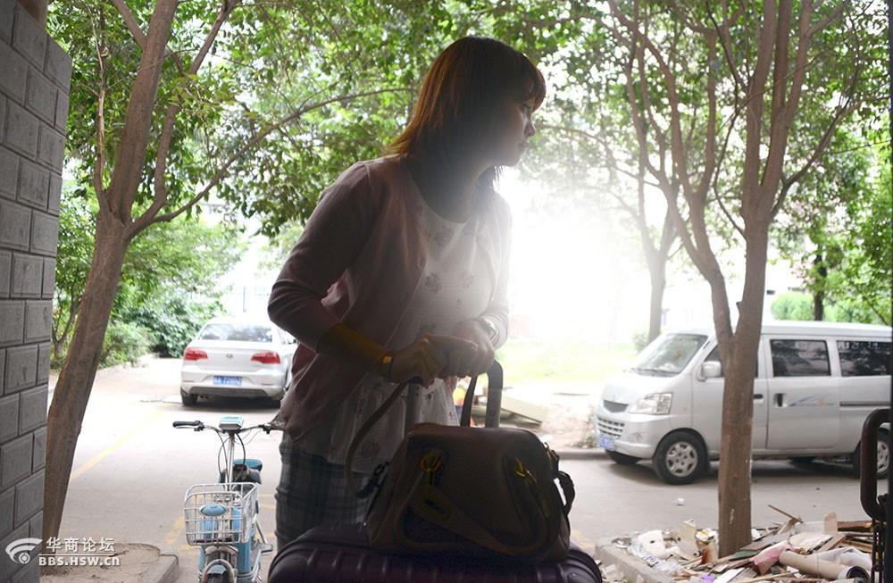 晒晒温馨谢谢乖女给老爸送夏衣严建设