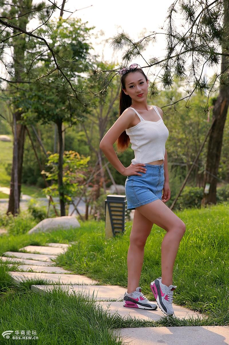 清凉山公园拍美眉