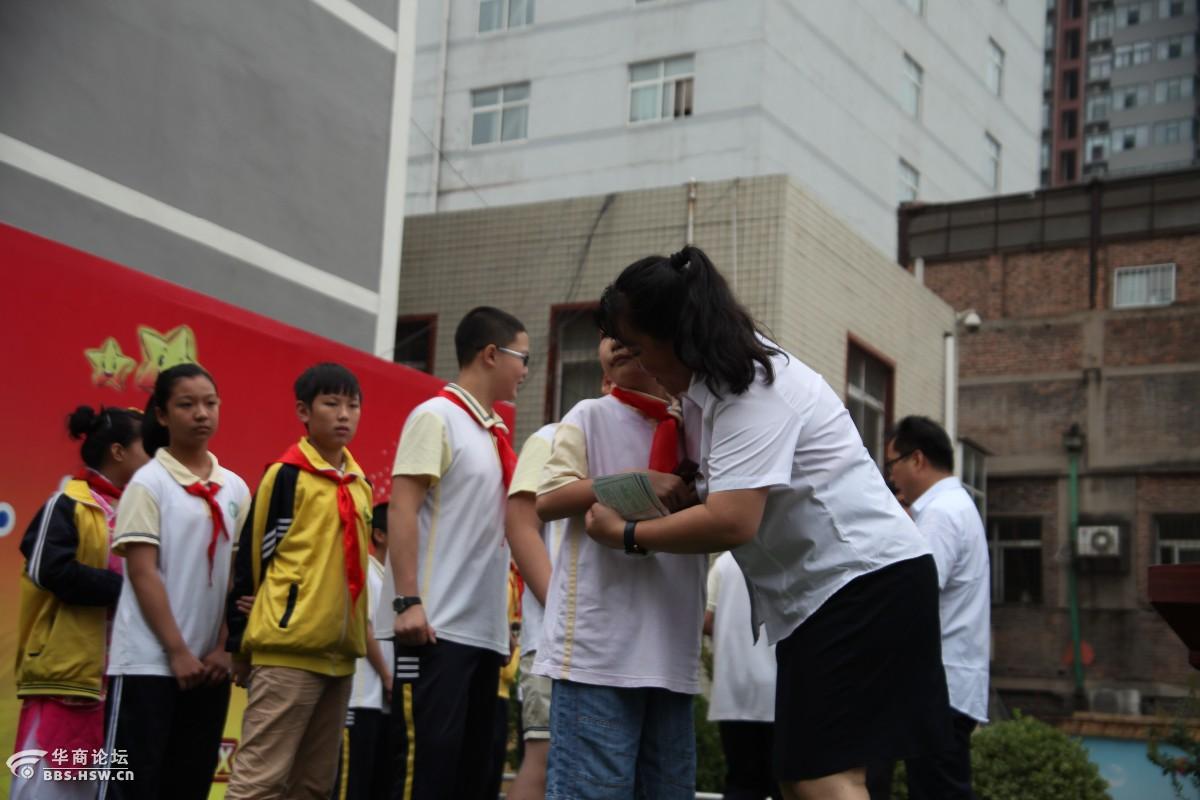 莲湖区郝家巷小学充满爱的校园