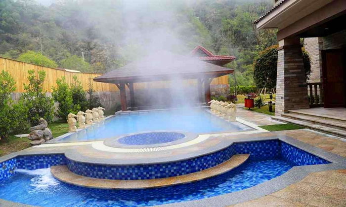 领袖户外西安站国庆稻城亚丁海螺沟嘎神汤温泉磨西古镇九日游