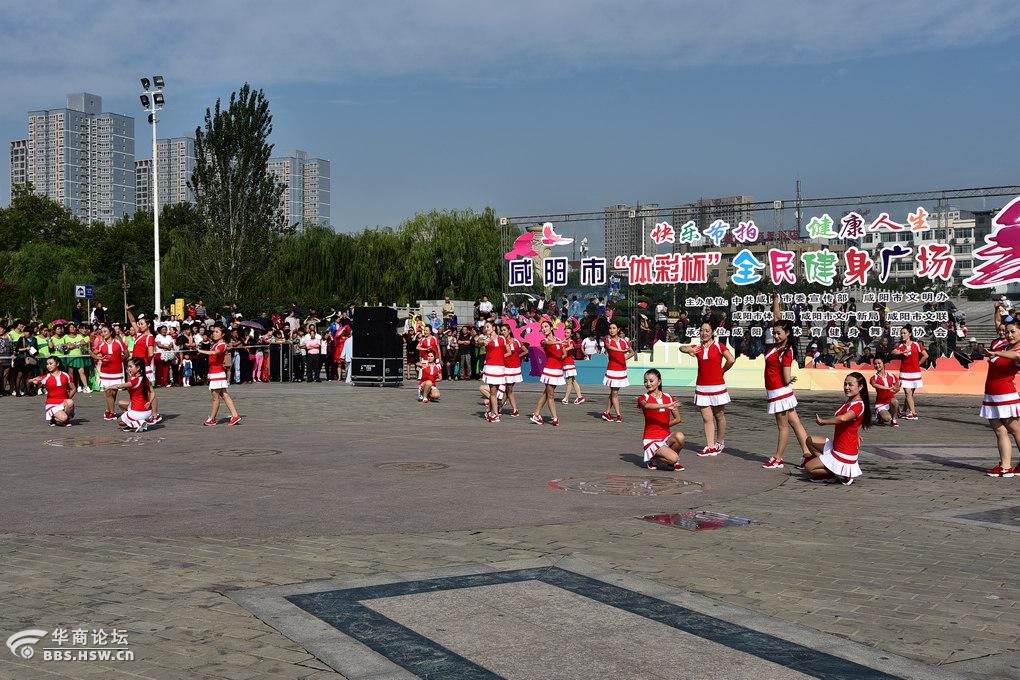 快讯咸阳市广场舞大赛今上午在统一广场举行