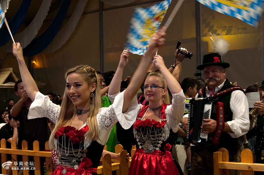 金秋德国风情啤酒节:迷人桂花甜香搭配醉人的啤酒醇香