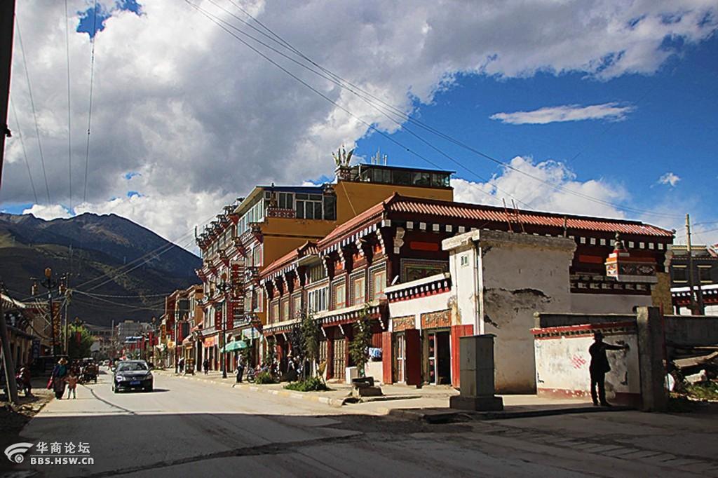 2015秋游川青甘12鲜水河畔道孚县城客观视界
