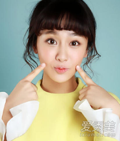 《家有儿女》杨紫整容瘦脸变真人版芭比娃娃(图)